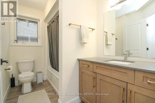 316 Mullighan Gardens, Peterborough (Northcrest), ON - Indoor Photo Showing Bathroom