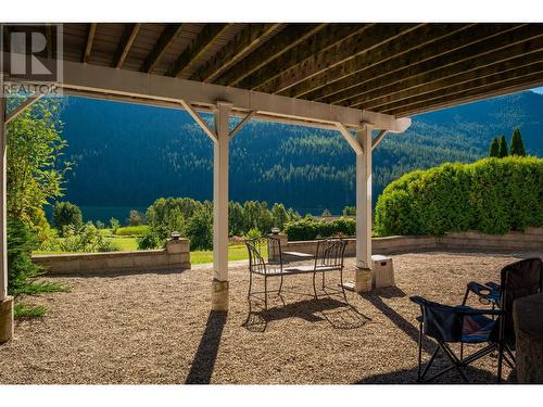 1628 Thrums Road, Thrums, BC - Outdoor With Deck Patio Veranda