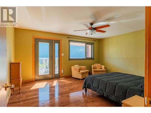 1628 Thrums Road, Thrums, BC - Indoor Photo Showing Bedroom