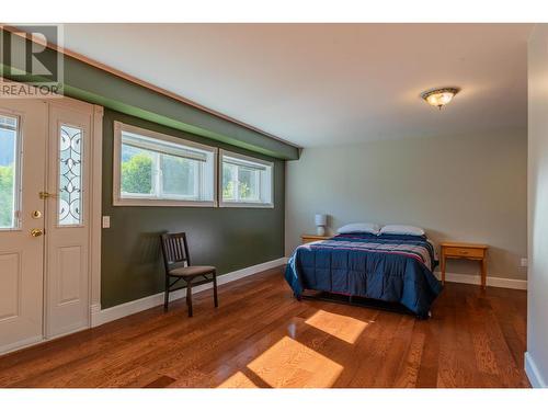 1628 Thrums Road, Thrums, BC - Indoor Photo Showing Bedroom