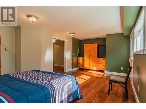 1628 Thrums Road, Thrums, BC - Indoor Photo Showing Bedroom