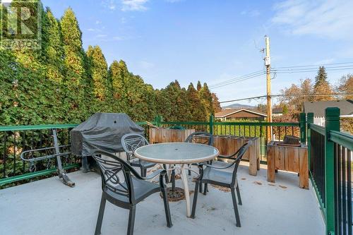 644-646 Patterson Avenue, Kelowna, BC - Outdoor With Deck Patio Veranda