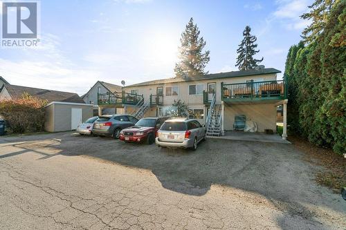 644-646 Patterson Avenue, Kelowna, BC - Outdoor