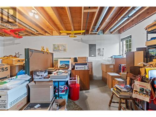 5380 Canoe Beach Drive Ne, Salmon Arm, BC - Indoor Photo Showing Basement