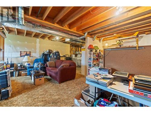 5380 Canoe Beach Drive Ne, Salmon Arm, BC - Indoor Photo Showing Basement