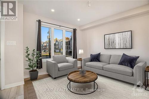 328 Appalachian Circle, Ottawa, ON - Indoor Photo Showing Living Room