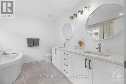 3279 Findlay Creek Drive, Ottawa, ON - Indoor Photo Showing Bathroom