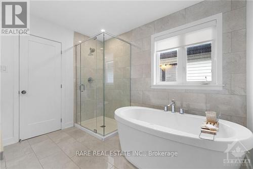 3279 Findlay Creek Drive, Ottawa, ON - Indoor Photo Showing Bathroom