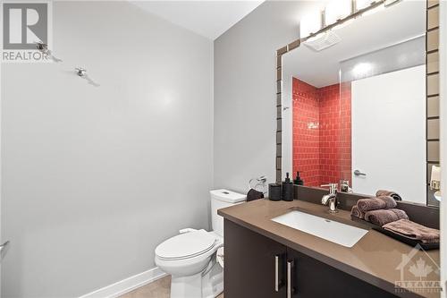 2701 - 195 Besserer Street, Lower Town - Sandy Hill (4003 - Sandy Hill), ON - Indoor Photo Showing Bathroom