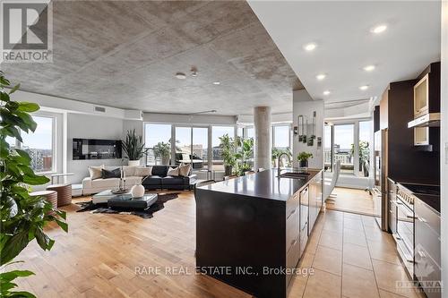 2701 - 195 Besserer Street, Ottawa, ON - Indoor Photo Showing Kitchen With Upgraded Kitchen