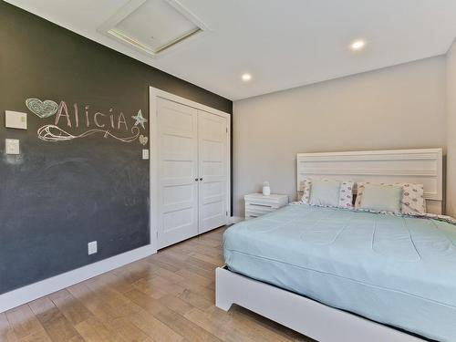 Bedroom - 774 Rue Mcauley, Coaticook, QC - Indoor Photo Showing Bedroom