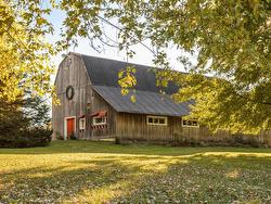 Barn - 