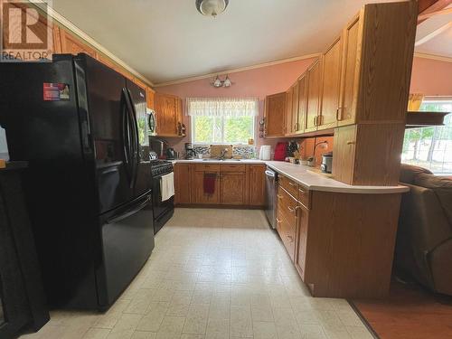 210 Belmond Road, Salmo, BC - Indoor Photo Showing Kitchen