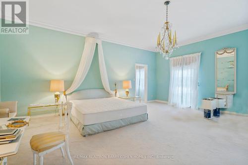 20/22 Park Lane Circle, Toronto, ON - Indoor Photo Showing Bedroom