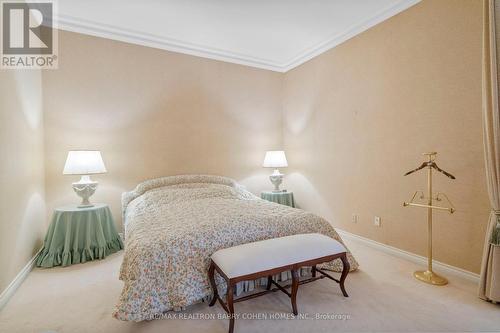 20/22 Park Lane Circle, Toronto, ON - Indoor Photo Showing Bedroom