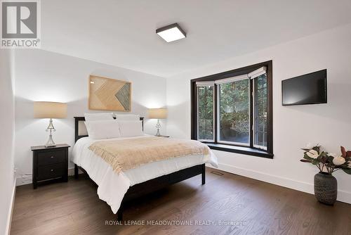 101 Searle Avenue, Toronto, ON - Indoor Photo Showing Bedroom