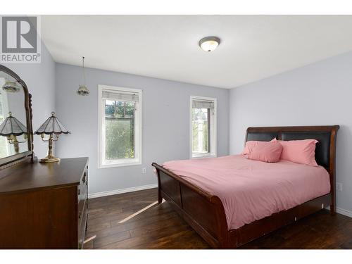 3374 Larkspur Court, Kelowna, BC - Indoor Photo Showing Bedroom