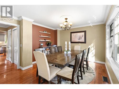 3374 Larkspur Court, Kelowna, BC - Indoor Photo Showing Dining Room