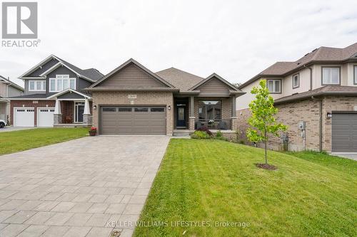 2619 Seven Oaks Ridge, London, ON - Outdoor With Facade