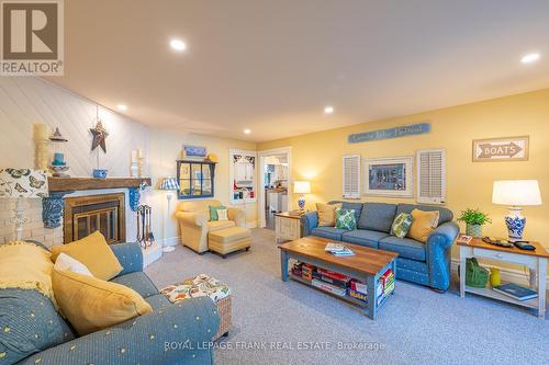 1187 Lakehurst Road, Galway-Cavendish And Harvey, ON - Indoor Photo Showing Living Room With Fireplace