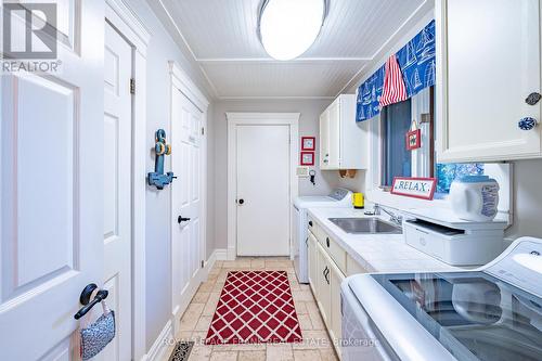 1187 Lakehurst Road, Galway-Cavendish And Harvey, ON - Indoor Photo Showing Laundry Room