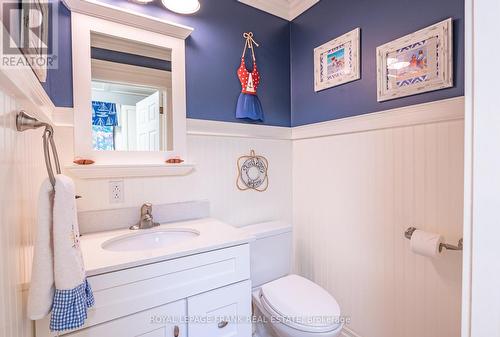 1187 Lakehurst Road, Galway-Cavendish And Harvey, ON - Indoor Photo Showing Bathroom