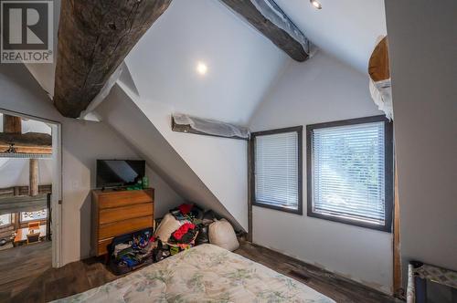 2513 Green Mountain Road, Penticton, BC - Indoor Photo Showing Bedroom