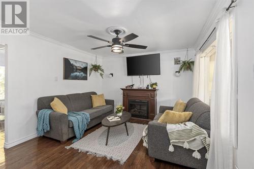 1217 Goulais Ave, Sault Ste. Marie, ON - Indoor Photo Showing Living Room With Fireplace