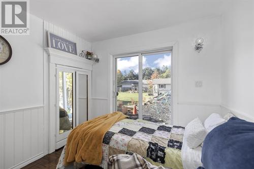 1217 Goulais Ave, Sault Ste. Marie, ON - Indoor Photo Showing Bedroom