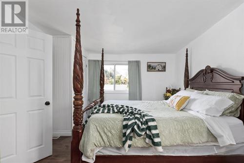 1217 Goulais Ave, Sault Ste. Marie, ON - Indoor Photo Showing Bedroom