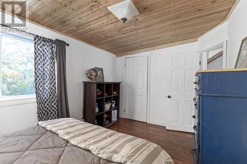 1217 Goulais Ave, Sault Ste. Marie, ON - Indoor Photo Showing Bedroom