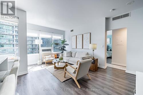 711 - 59 East Liberty Street, Toronto, ON - Indoor Photo Showing Living Room