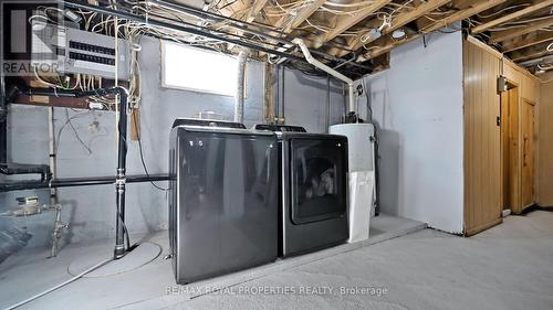 818 Masson Street, Oshawa, ON - Indoor Photo Showing Laundry Room