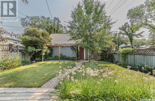 802 7Th Avenue N, Saskatoon, SK - Outdoor