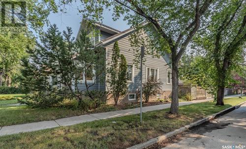 802 7Th Avenue N, Saskatoon, SK - Outdoor