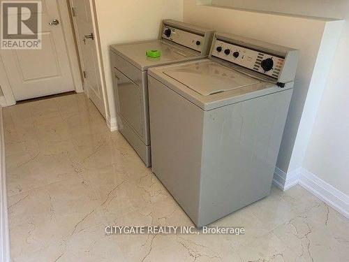 #B - 542 Guelph Street, Halton Hills, ON - Indoor Photo Showing Laundry Room