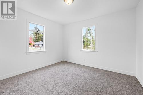 2498 Rosstown Rd, Nanaimo, BC - Indoor Photo Showing Other Room