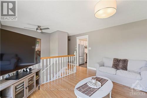 1157 County 18 Road, North Grenville, ON - Indoor Photo Showing Living Room