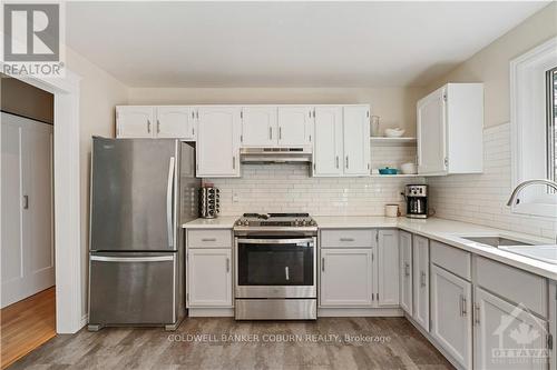 1157 County 18 Road, North Grenville, ON - Indoor Photo Showing Kitchen With Upgraded Kitchen