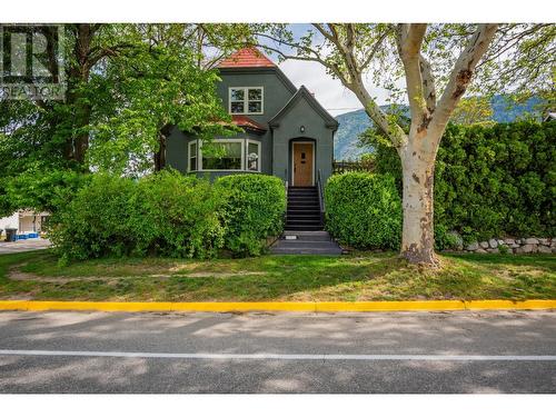 151 Columbia  Avenue, Castlegar, BC - Outdoor With Facade