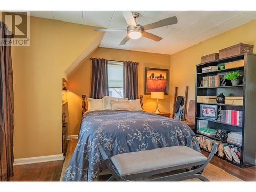 151 Columbia  Avenue, Castlegar, BC - Indoor Photo Showing Bedroom