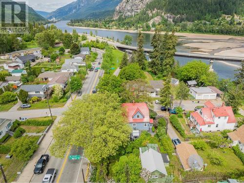 151 Columbia  Avenue, Castlegar, BC - Outdoor With Body Of Water With View