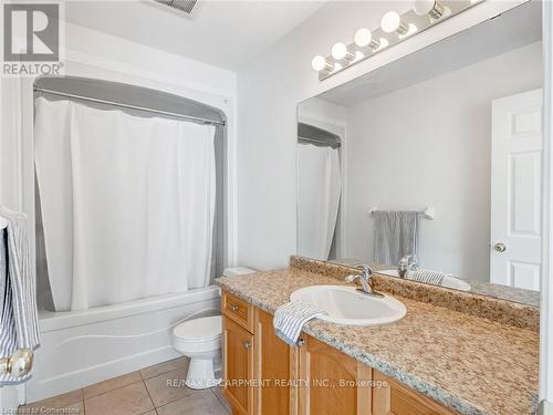 56 Geranium Avenue, Hamilton, ON - Indoor Photo Showing Bathroom