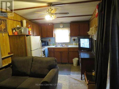 86 - 2189 Dundas Street E, London, ON - Indoor Photo Showing Kitchen With Double Sink