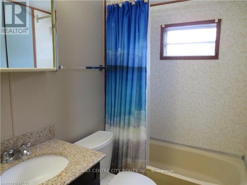 86 - 2189 Dundas Street E, London, ON - Indoor Photo Showing Bathroom