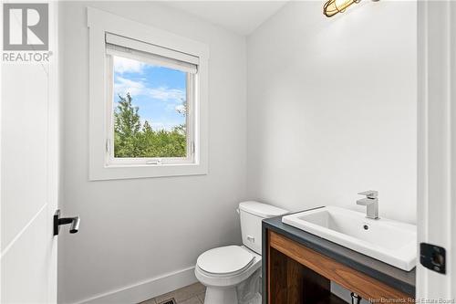 35 Dora Court, Cap-Pelé, NB - Indoor Photo Showing Bathroom