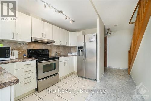 Ph08 - 900 Dynes Road, Ottawa, ON - Indoor Photo Showing Kitchen