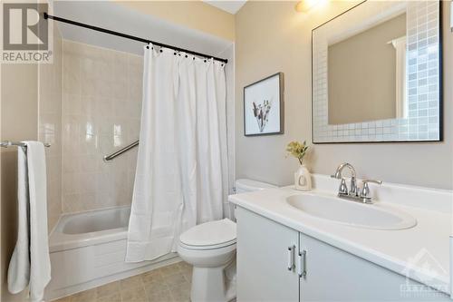 218 Walden Drive, Ottawa, ON - Indoor Photo Showing Bathroom