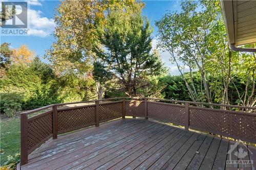 218 Walden Drive, Ottawa, ON - Outdoor