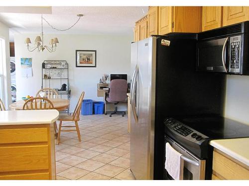 1898 Langley Road, Merritt, BC - Indoor Photo Showing Kitchen